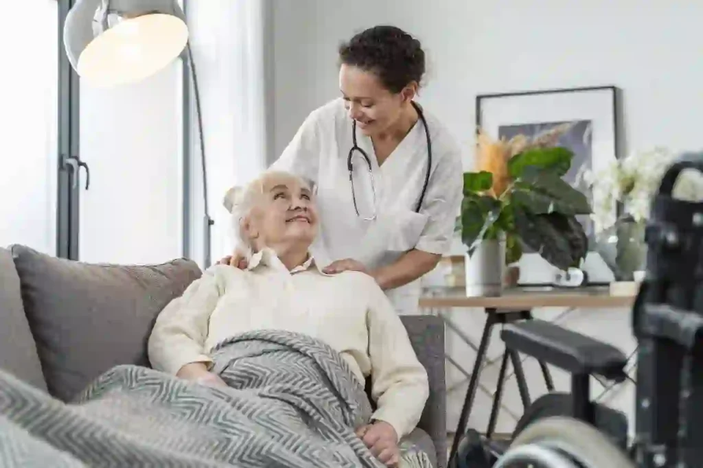 Elderly Care Services In Dubai - Vitals Health Care