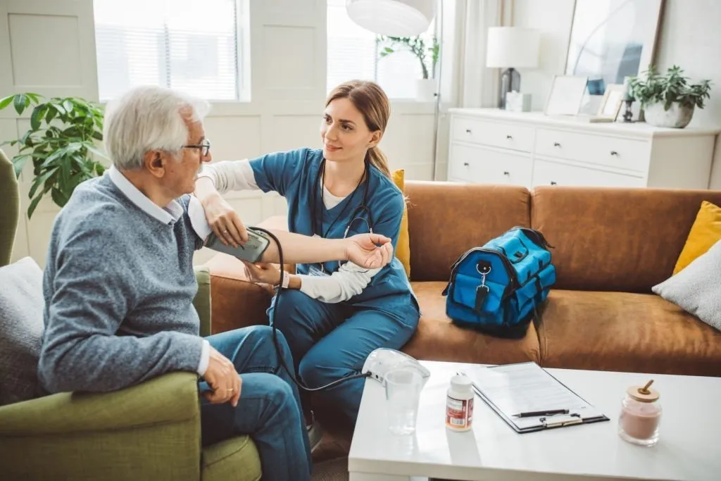 Home Nurse In Dubai - Vitals Health Care