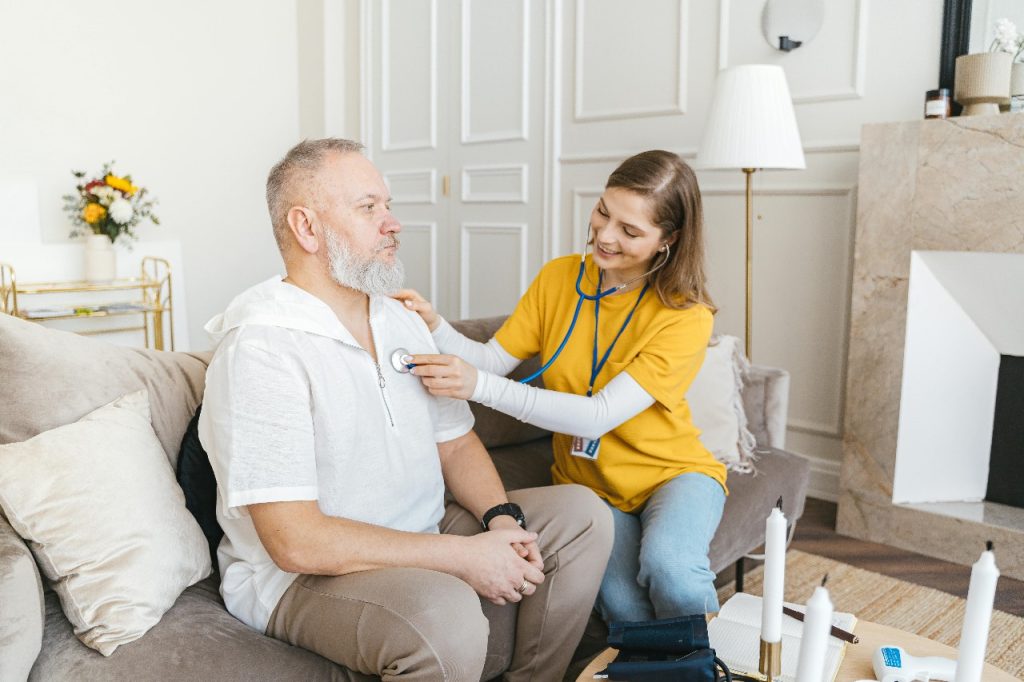 Home Nurse - Vitals Health Care